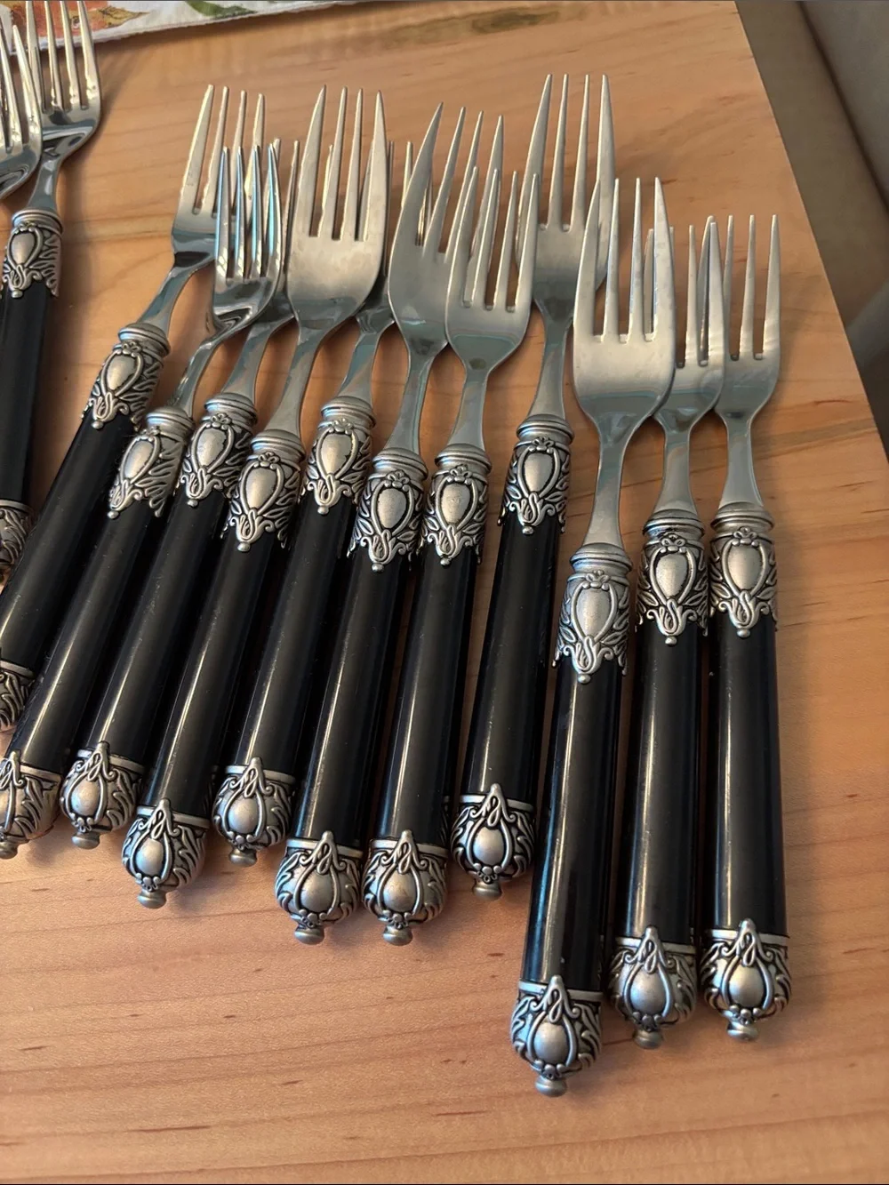 Hampton Silversmiths San Remo stainless set of 36 pieces